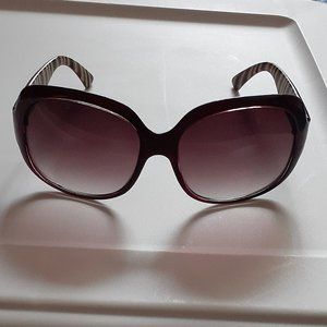 Hoffco Brands Lightweight Fashion Sunglasses: Wine Color Large Gradient Lens